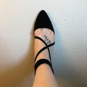 Jessica Simpson strappy black flats